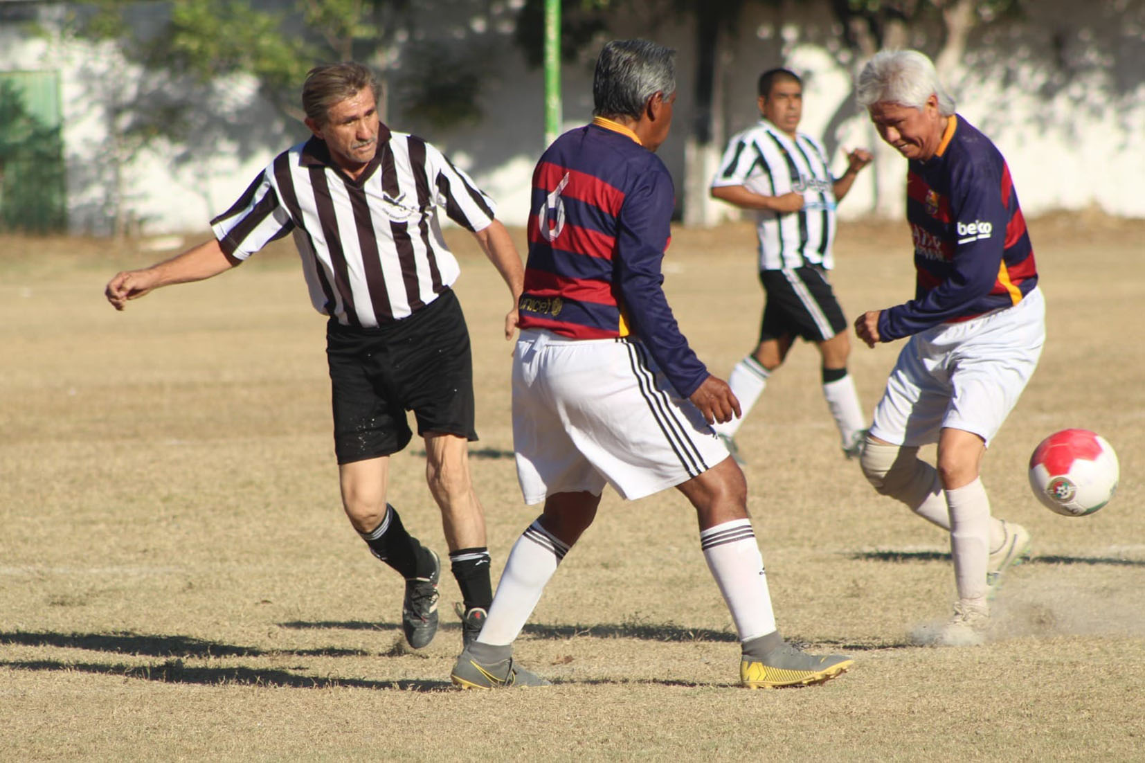 Uni N Iguala Manda En El C De La Categor A Oro En La Liga Amateur