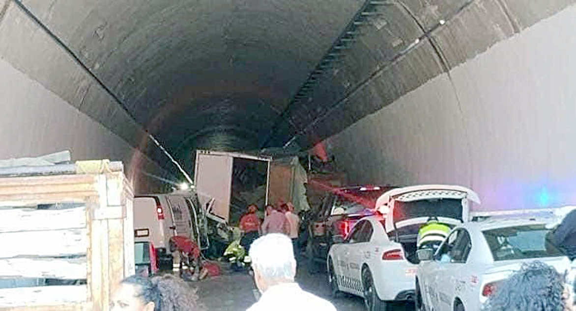Un muerto y 6 heridos, saldo de un accidente en túnel de la Autopista ...