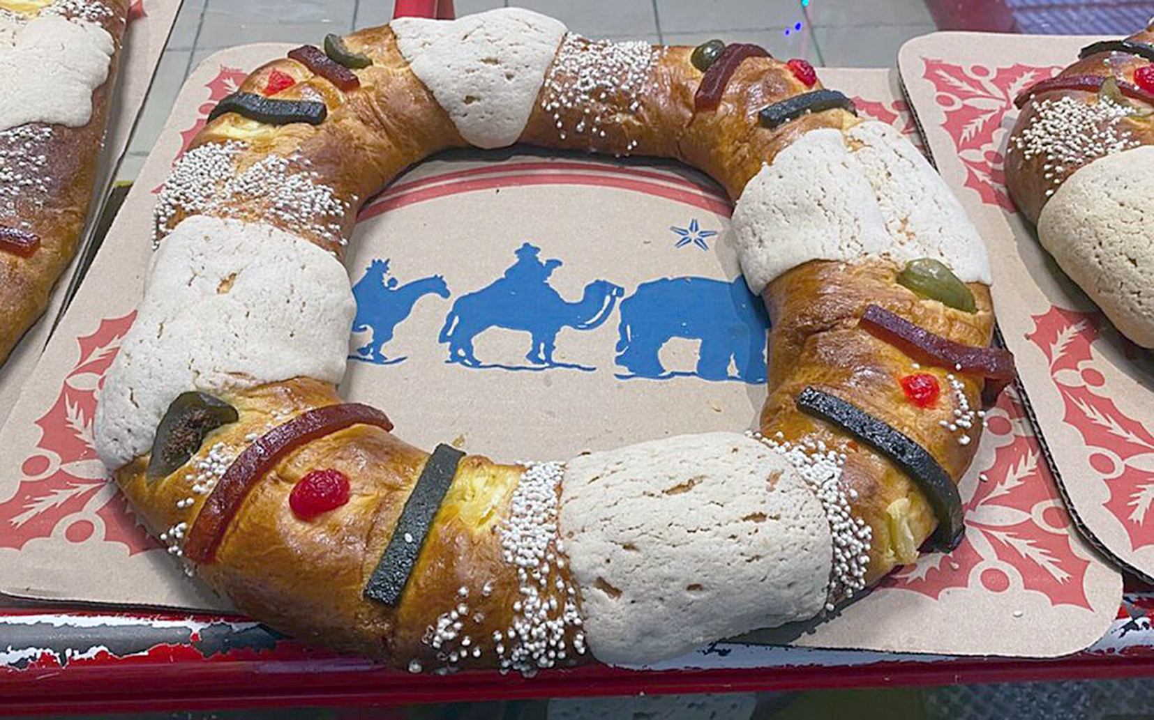 ¿Cuándo se parte la Rosca de Reyes y qué significan los «muñecos» en su ...